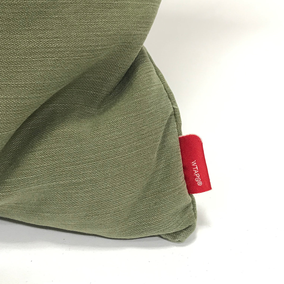 Wtaps クッション　グリーン WTaps 12AW Bumper Cushion Pillow Olive Drab – StylisticsJapan.com