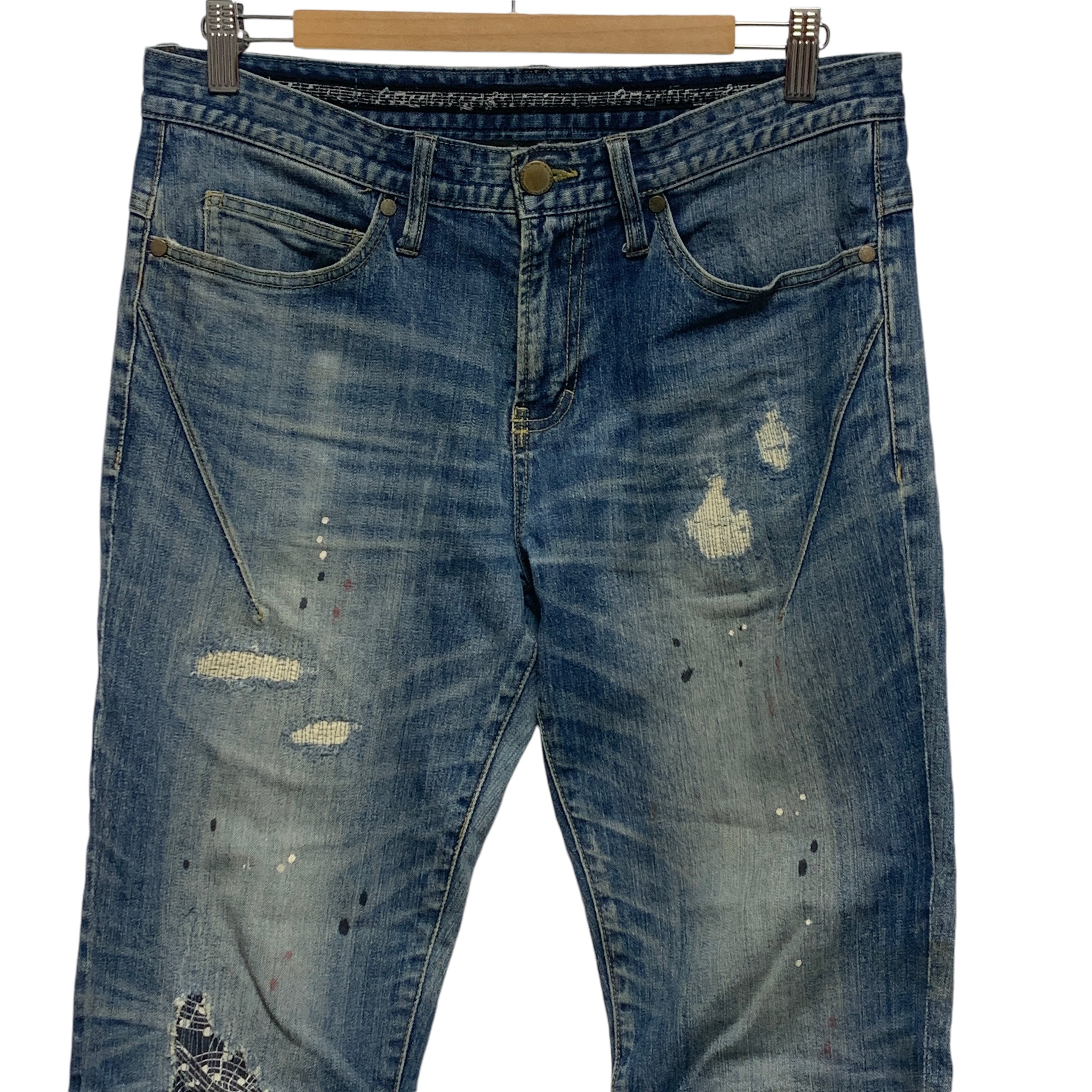 A262A7E6-4404-46B3-8DBE-