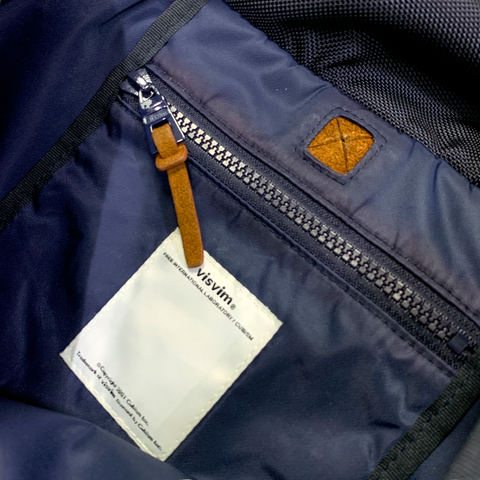 Visvim 18L E-Cat Ballistic Nylon Leather Messenger Bag Navy Visvim 18L E-Cat Ballistic Nylon Leather Messenger Bag Navy