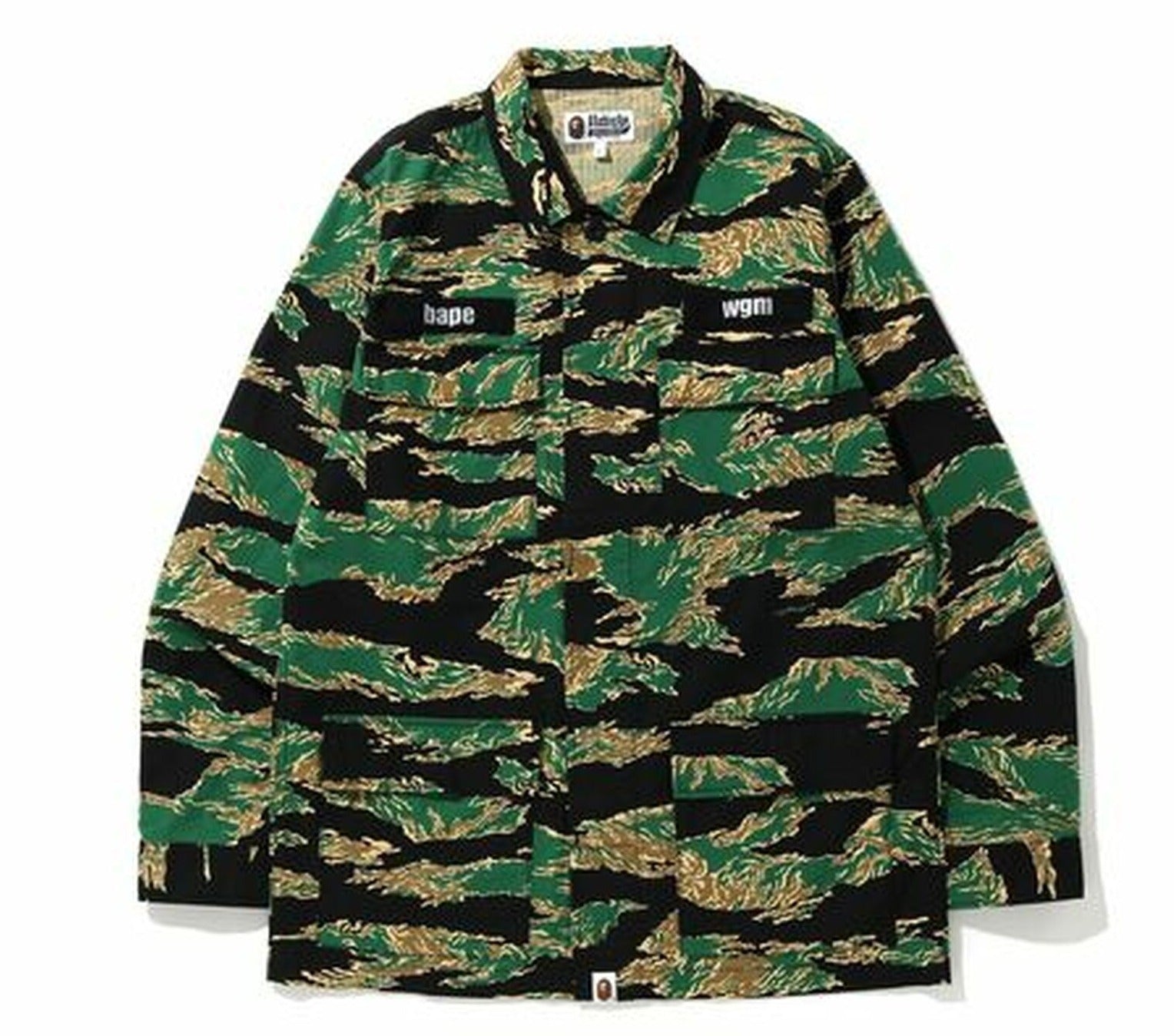 ジャケット・アウター A BATHING APE TIGER CAMO MILITARY SHIRT S] DS! A Bathing Ape Bape Tiger Camo Military Shirt